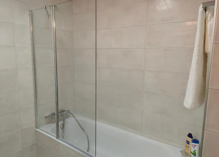 Ventura Ess02622 * San Sebastian